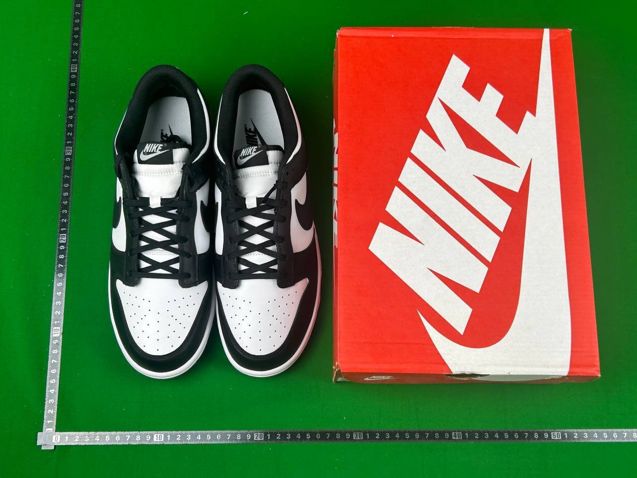  Nike Dunk Low Sneakers [15 styles]