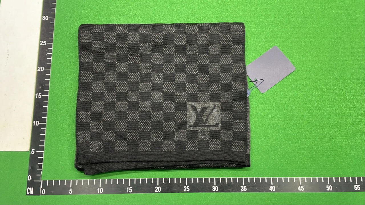  Louis Vuitton Monogram Beanie & Scarf [20 styles]