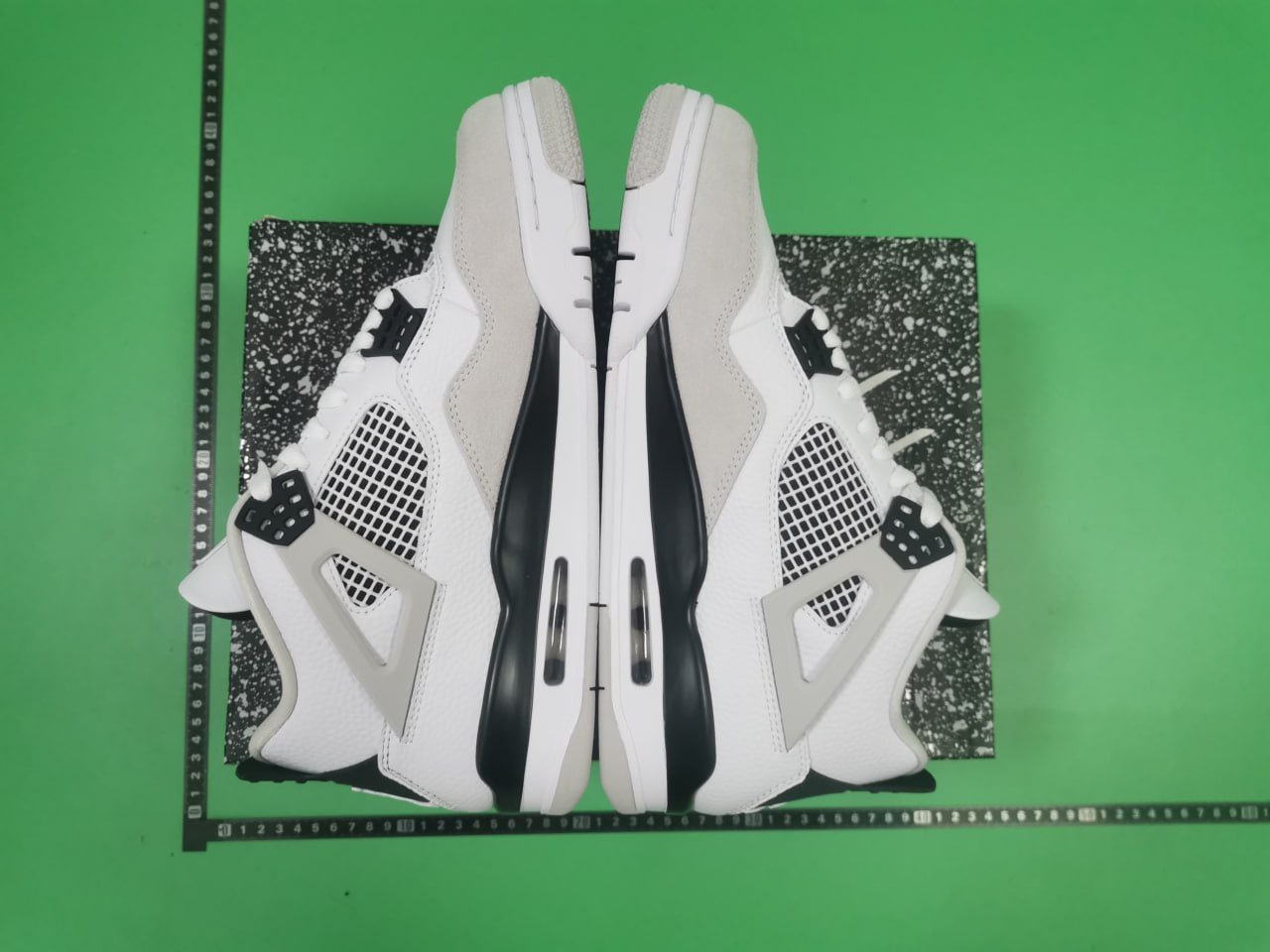 Jordan 4 Sneakers [40 styles]