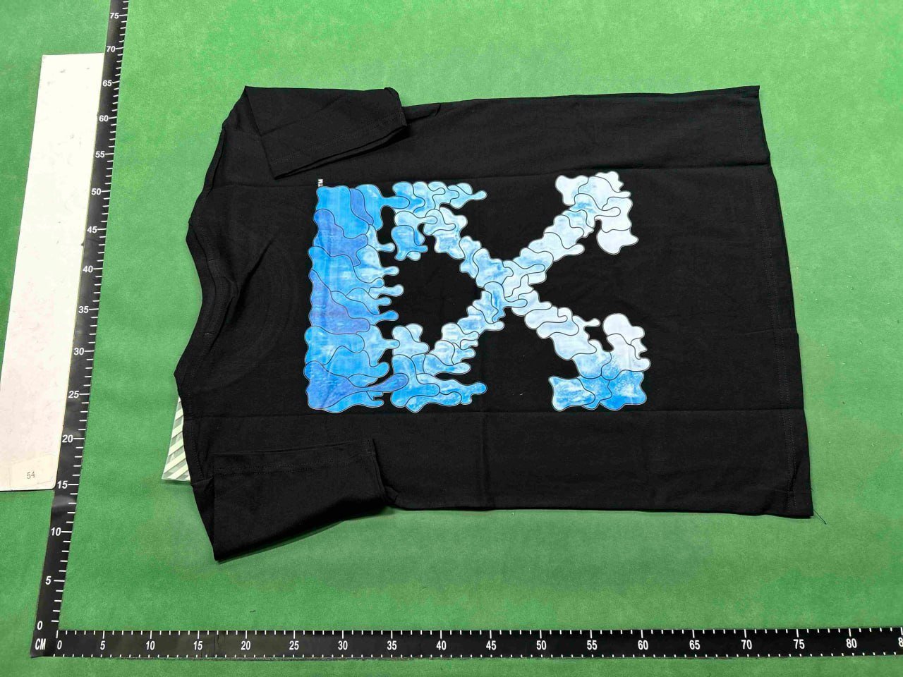 Off-White Arrow Print T-Shirt [31 styles]
