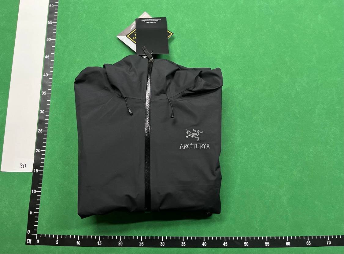 ARC’TERYX Hoodie Jackets [8 styles]