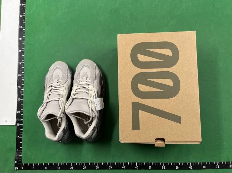 Adidas Yeezy Boost 700 Sneakers [4 styles]