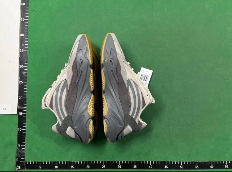 Adidas Yeezy Boost 700 Sneakers [4 styles]