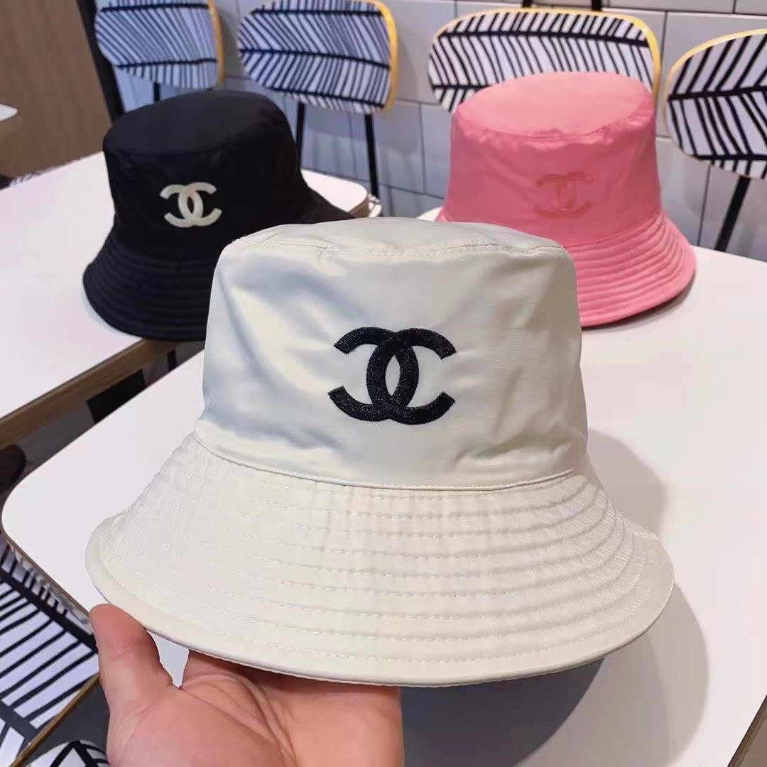  Chanel CC Logo Bucket Hat [3 styles]