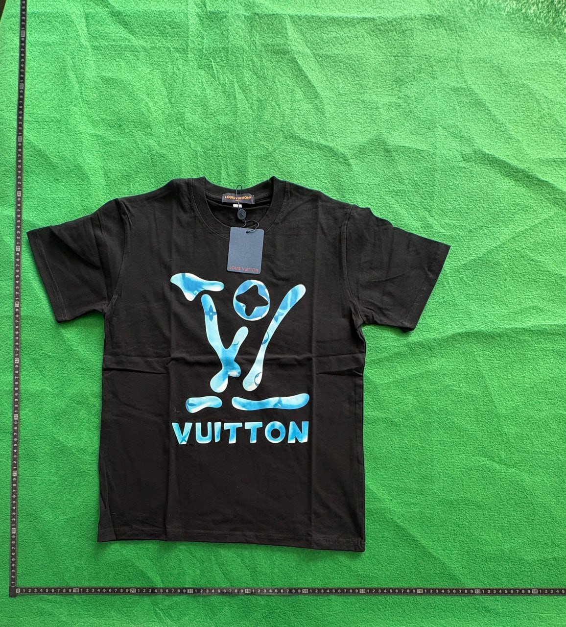 Louis Vuitton Graphic T-Shirt/Sweatshirt [40 styles]