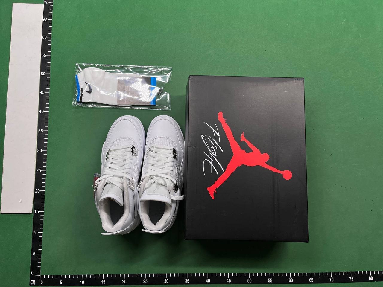  Jordan 4 Sneakers [28 styles]