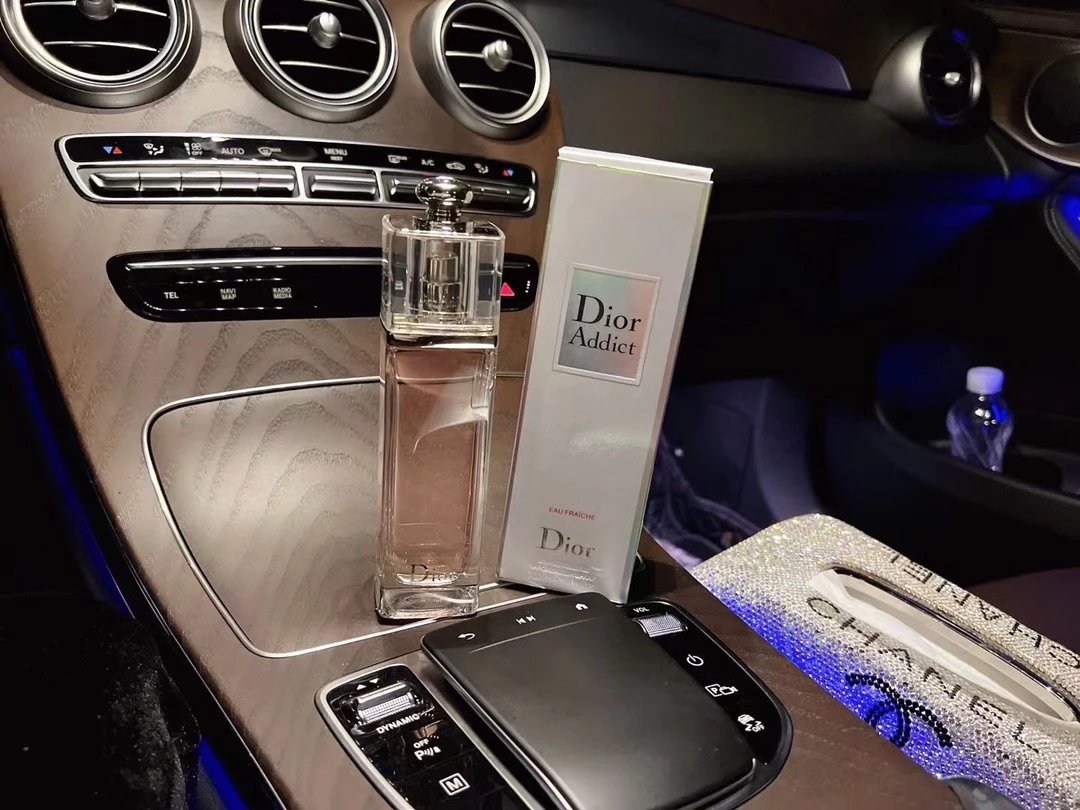 Chanel 1957 Eau de Parfum [39 styles]