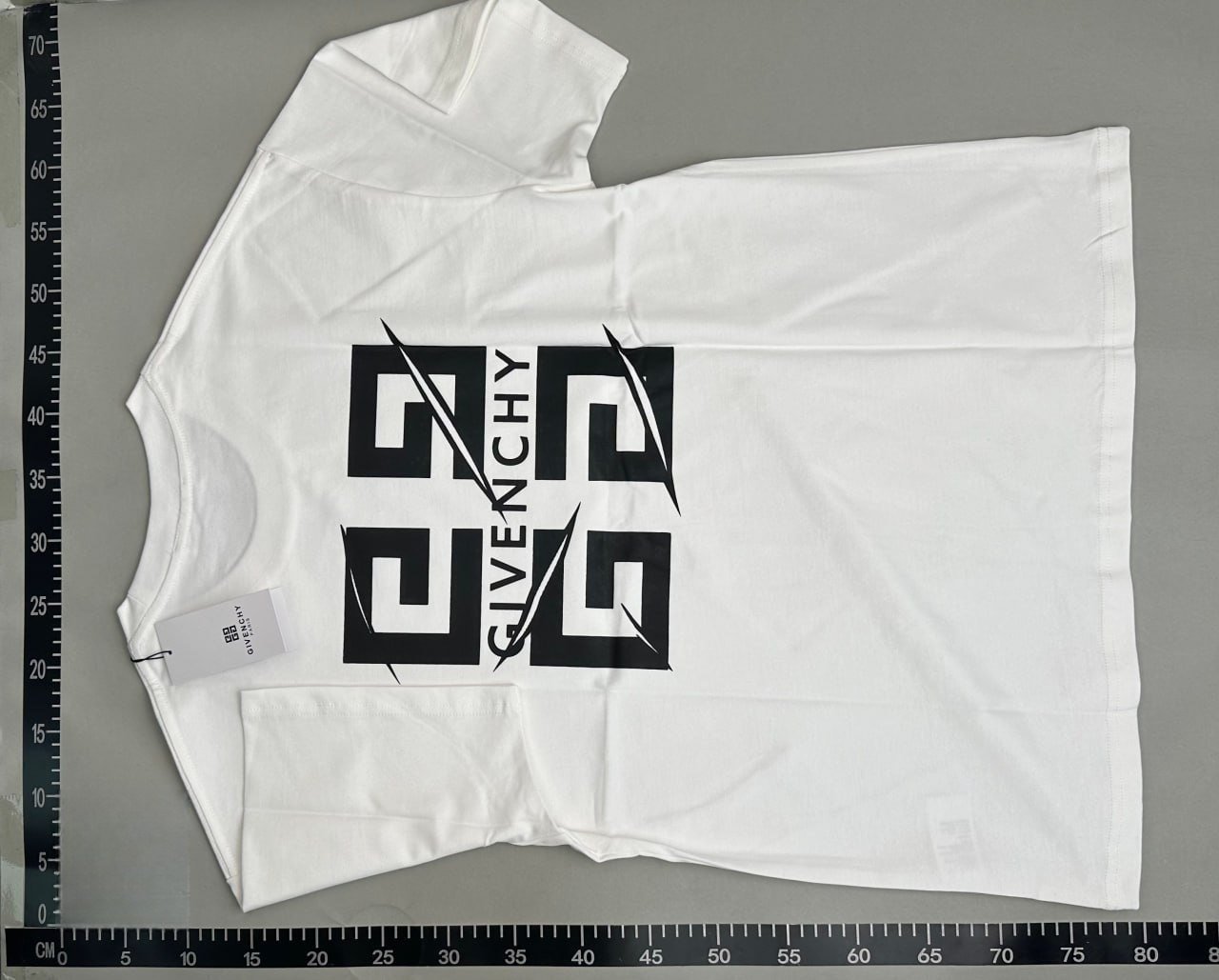 Givenchy 4G Logo T-Shirt [2 styles]