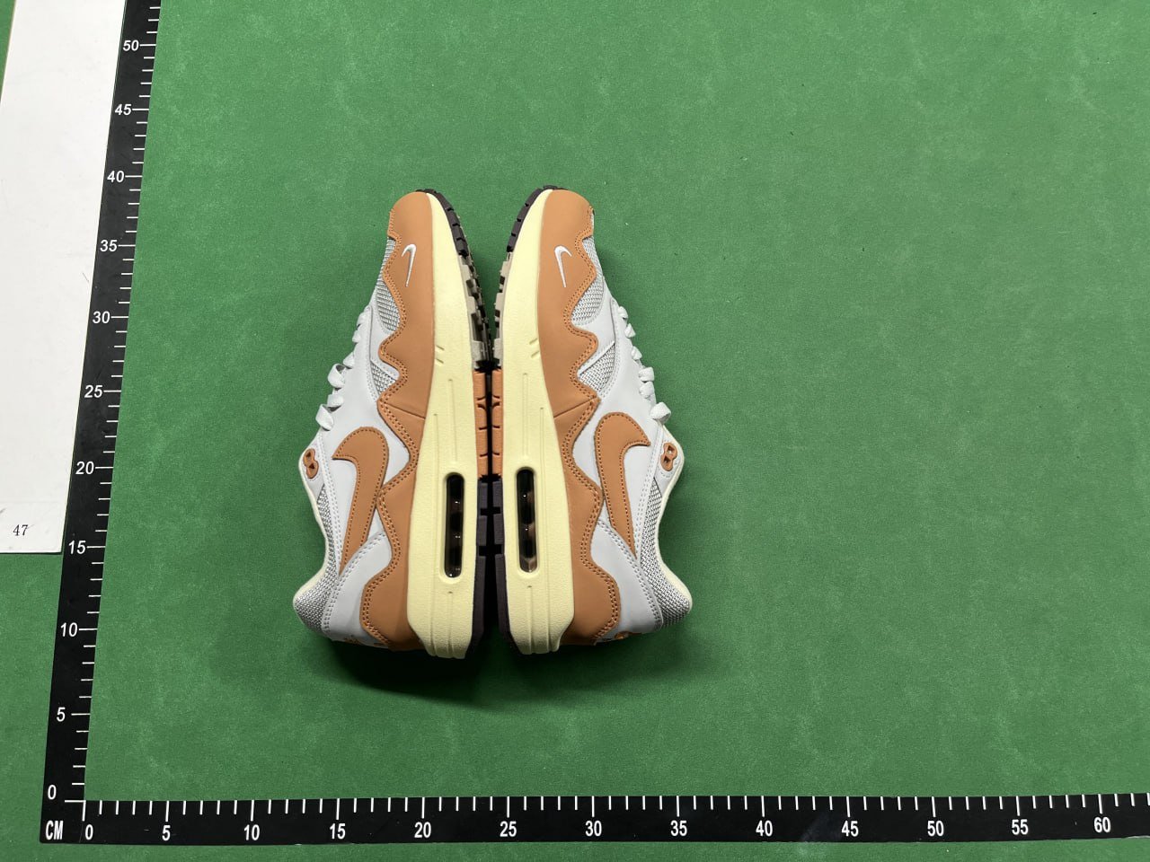 Nike Air Max 1 Sneakers [30 styles]