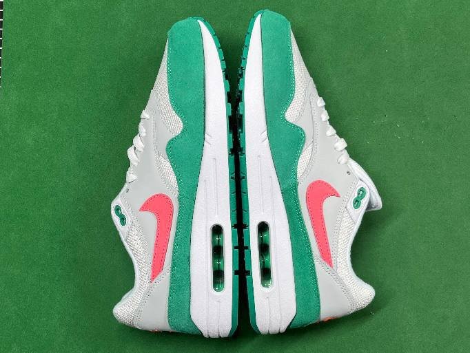 Nike Air Max 1 Sneakers [30 styles]