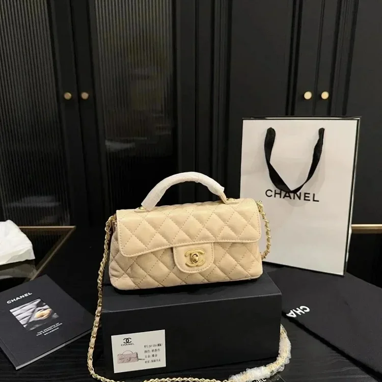 Chanel 25P Kelly Handbag [40 styles]
