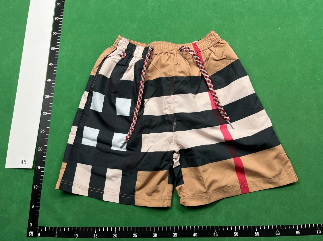 Burberry Check Print Shorts [17 styles]