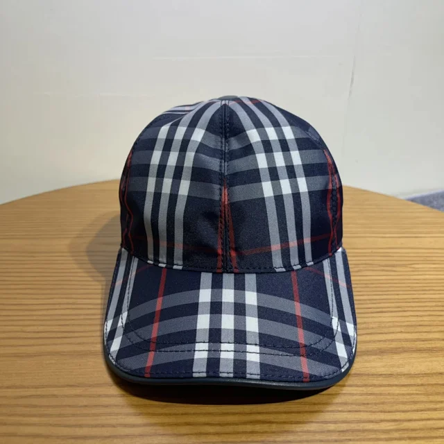Burberry hat