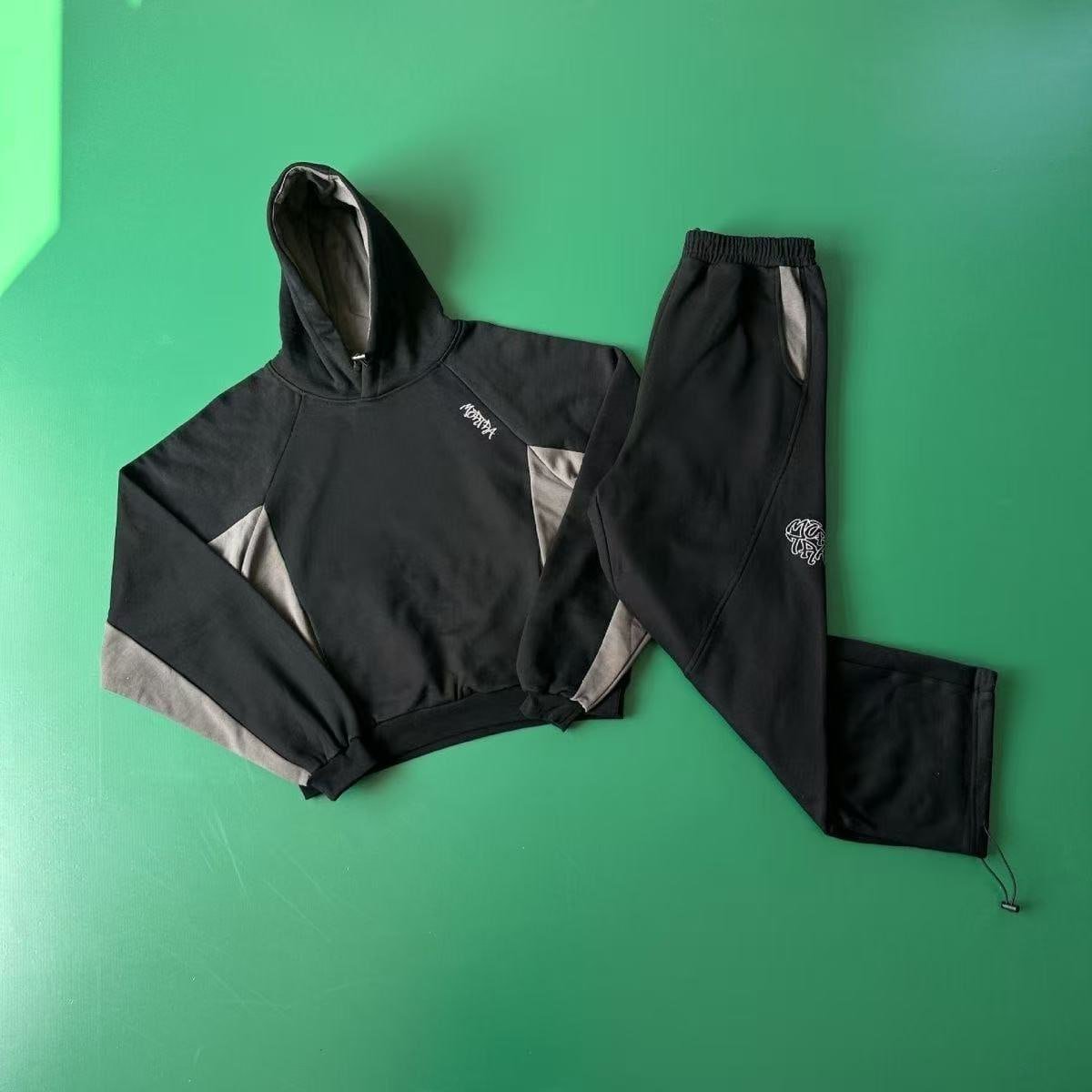 Mertra Hoodie suits
