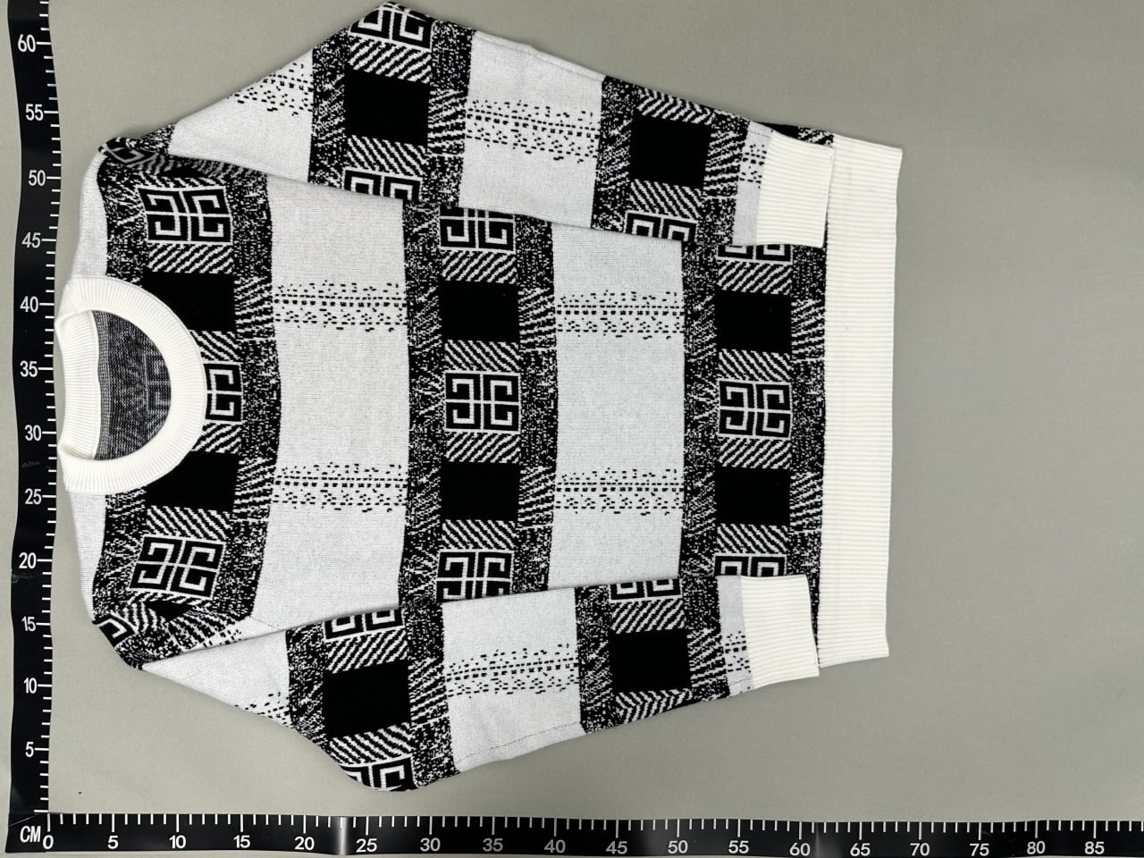 Fendi Sweater
