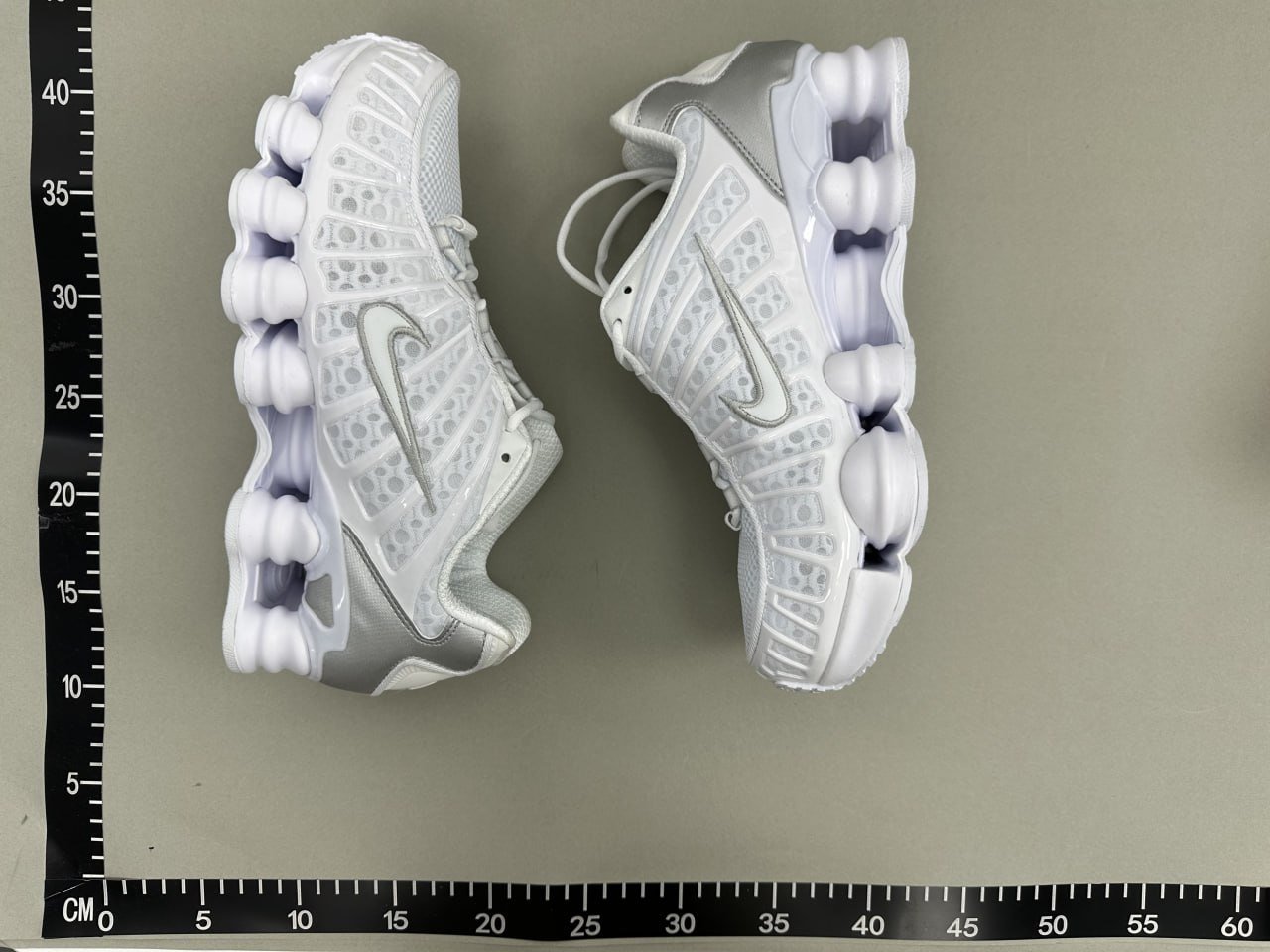Nike TL