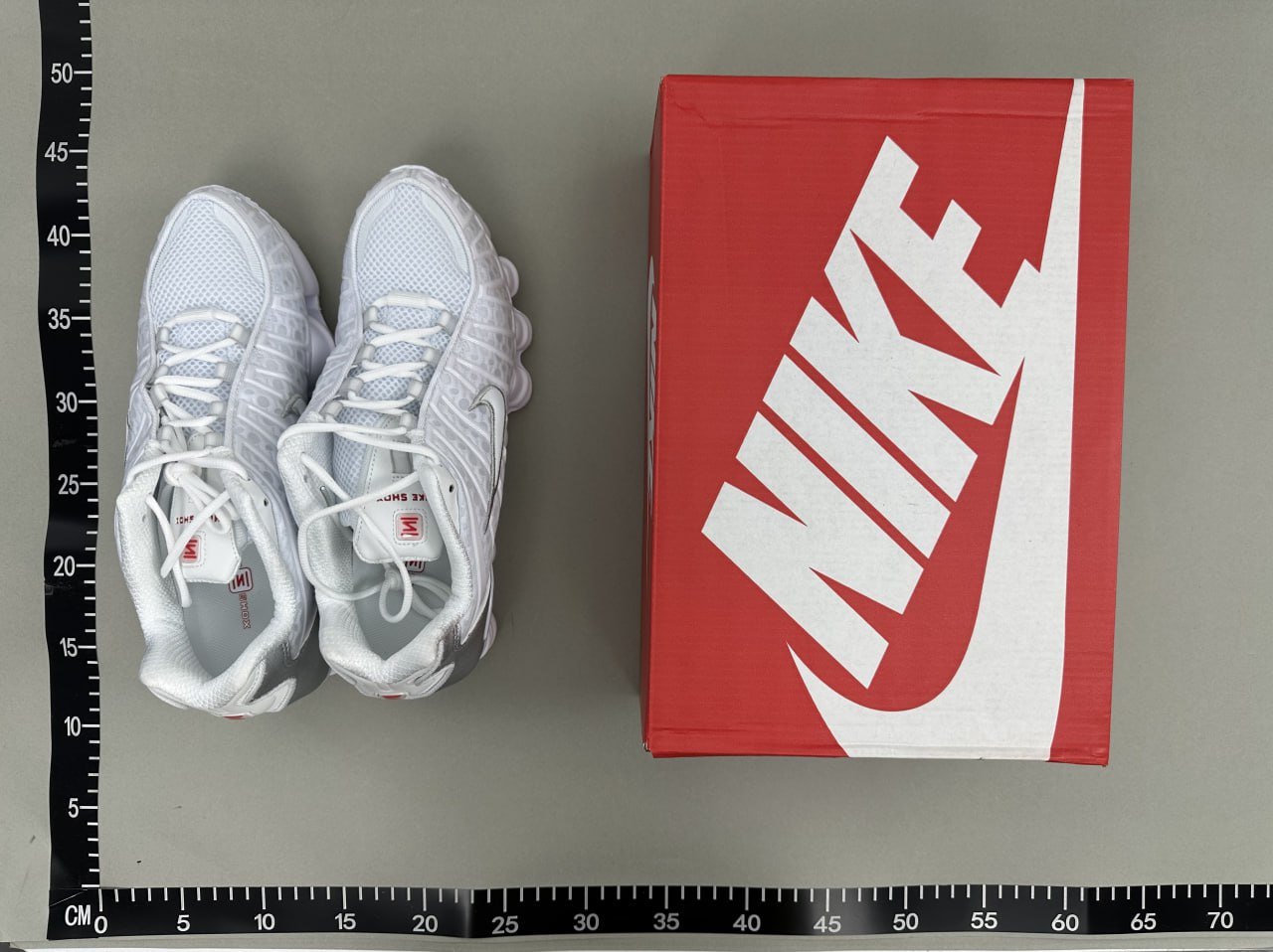 Nike TL
