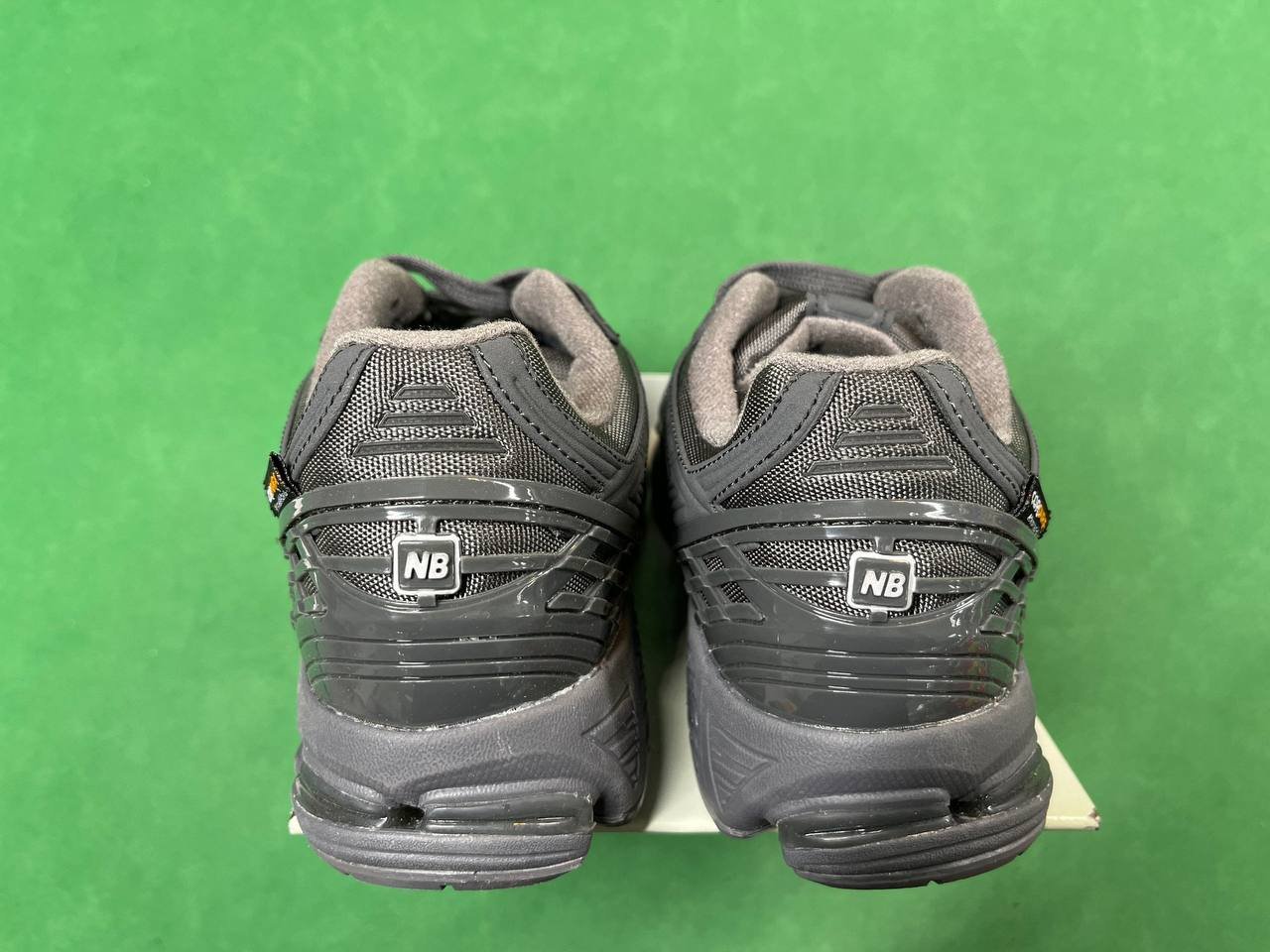 New balance 1906