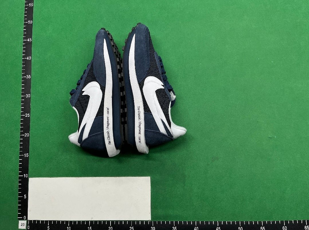  Sacai x Nike Waffle 