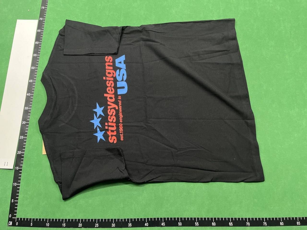 Stussy tee    (40 CP)