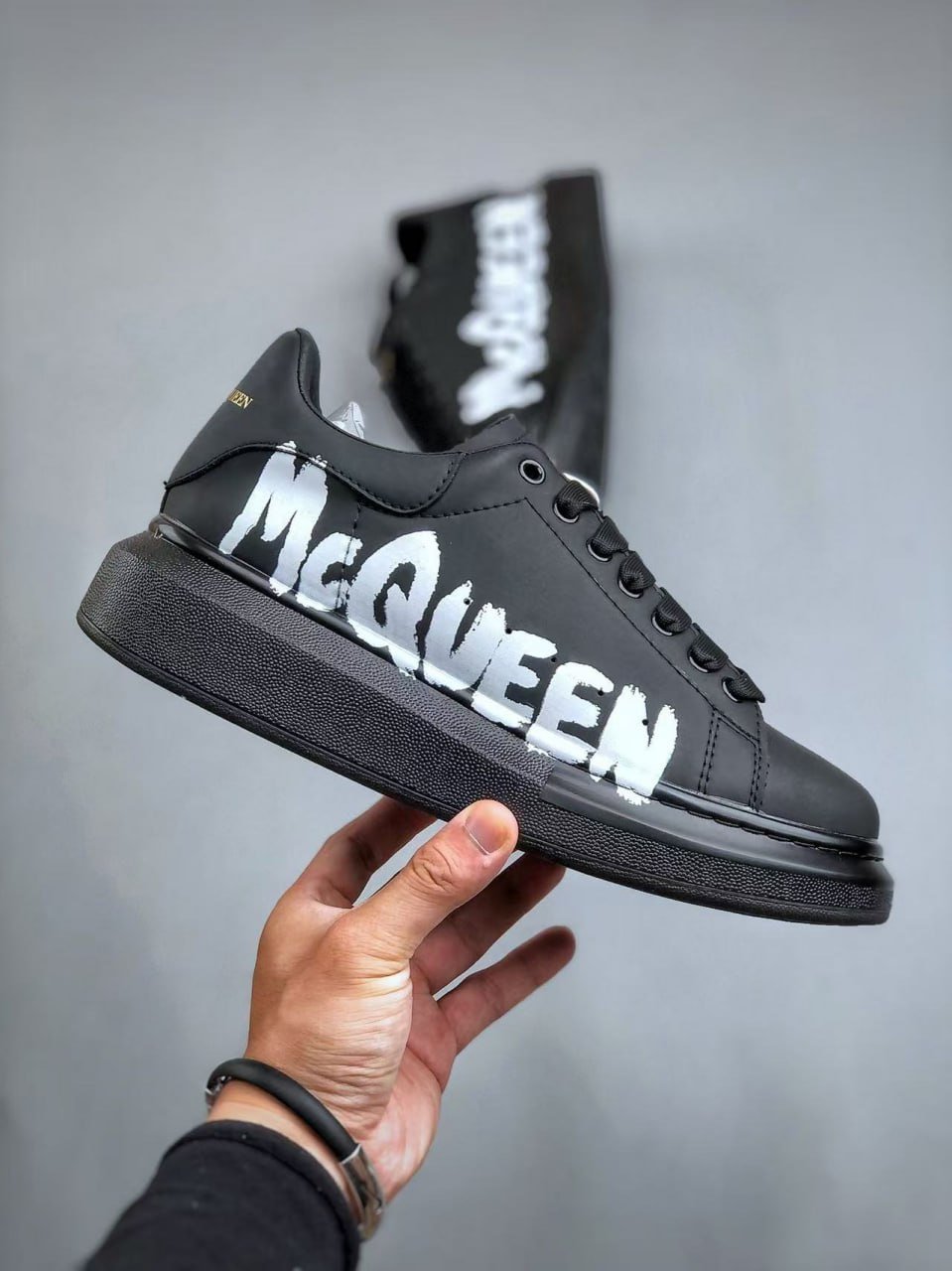  Alexander McQueenNocta hot 