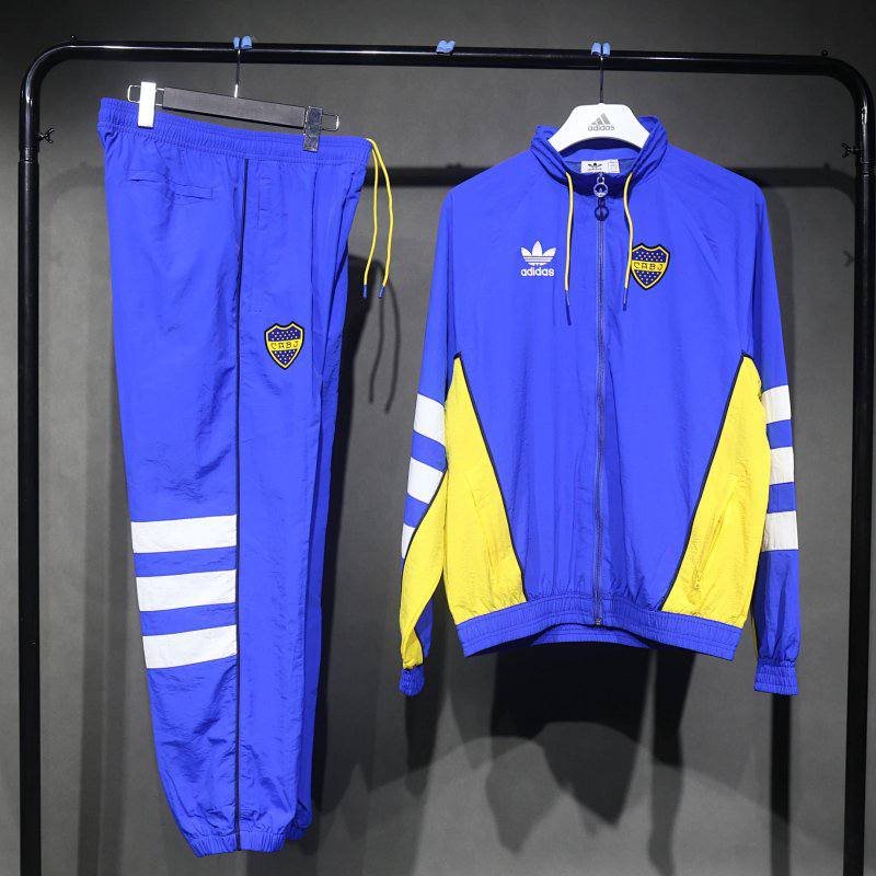   Jersey jacket suit