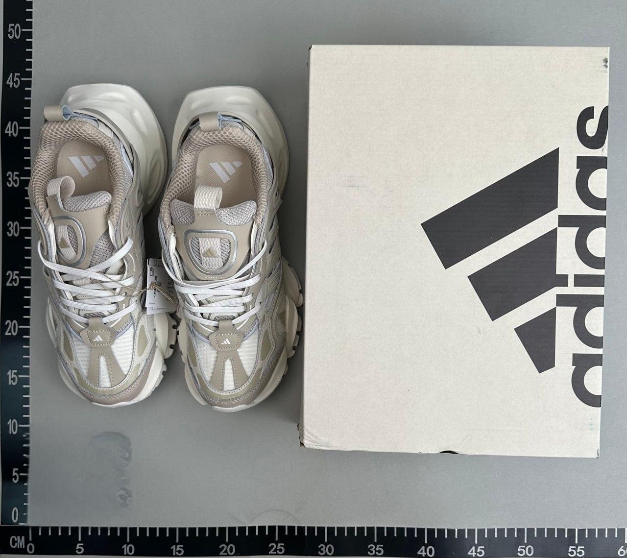  Adidas XLG Runner Deluxe