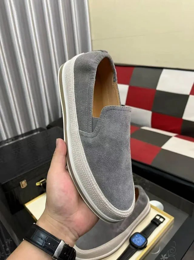 BEST quality Prada