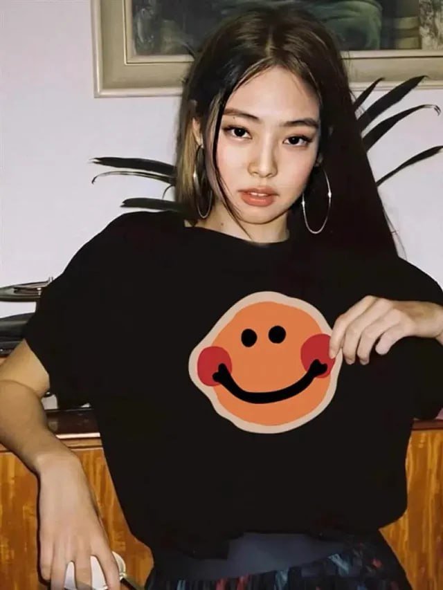  smiling face TEE
