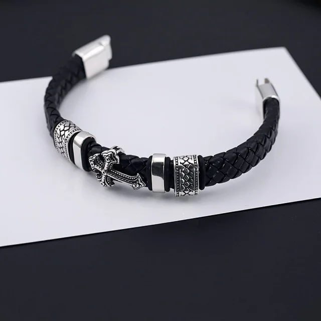 Chrome Hearts 