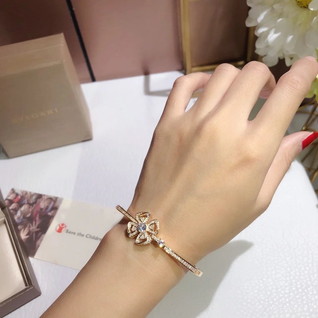 BvlgariQeeln Jewelry（37 STYLE TOP）