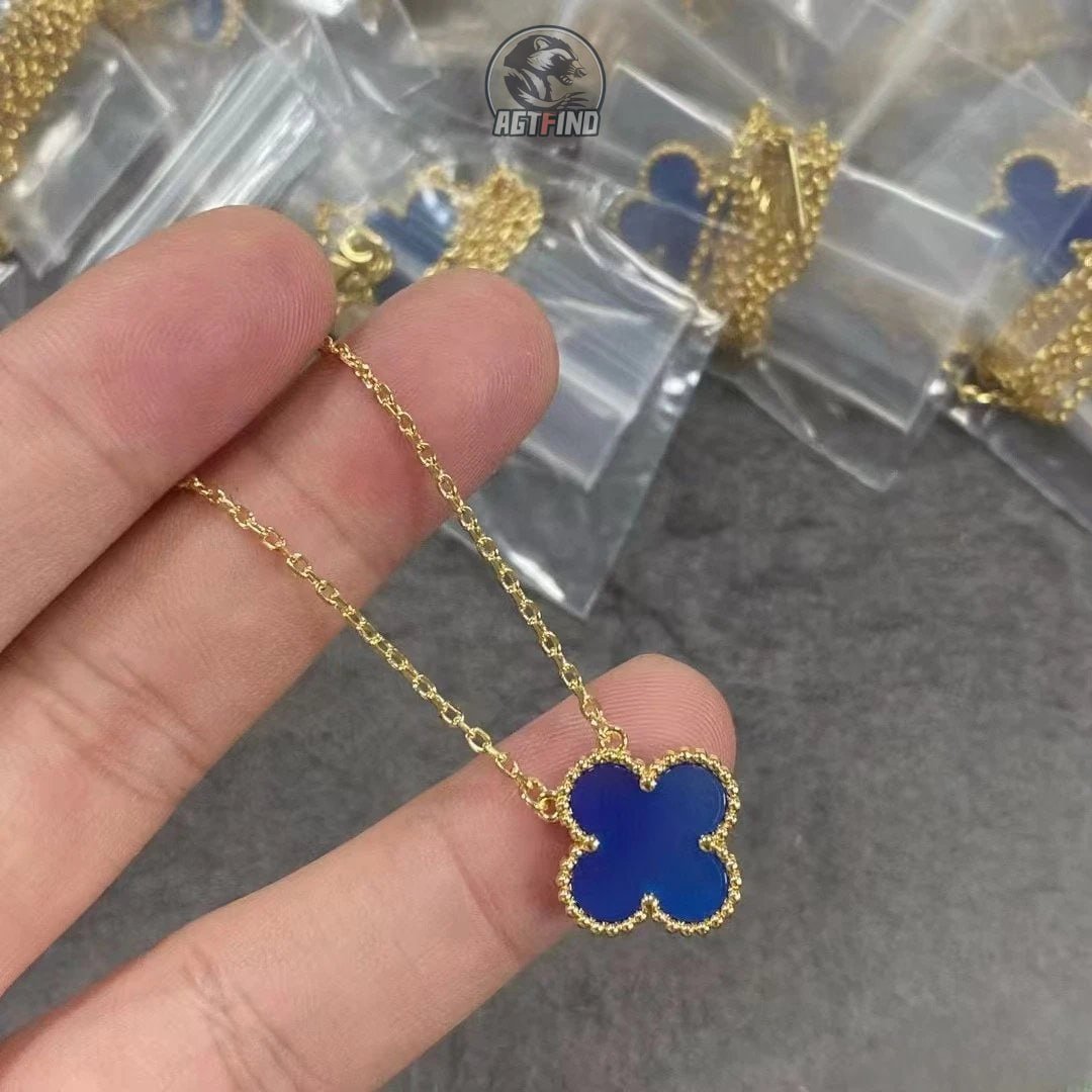 Van Cleef & Arpels __ VCA necklace  (10+