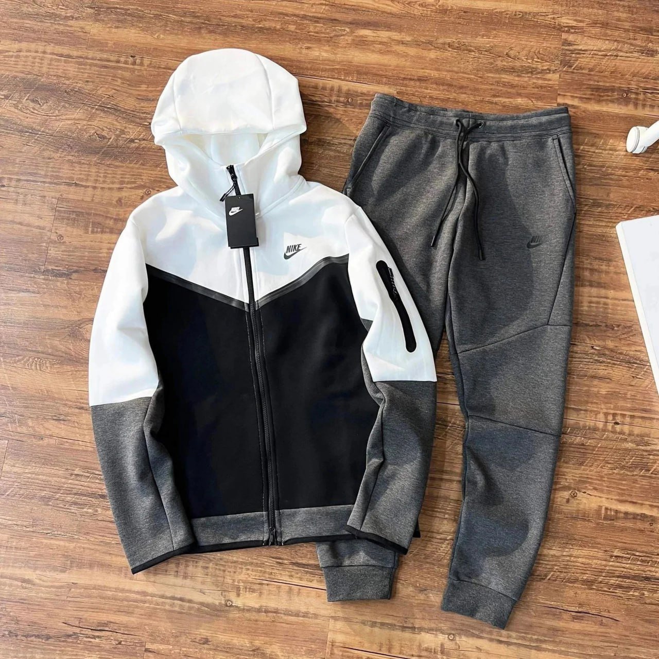 Nike tech coat pants suit