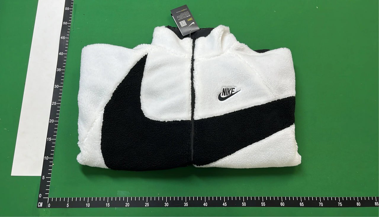 NIKE Lamb wool coat