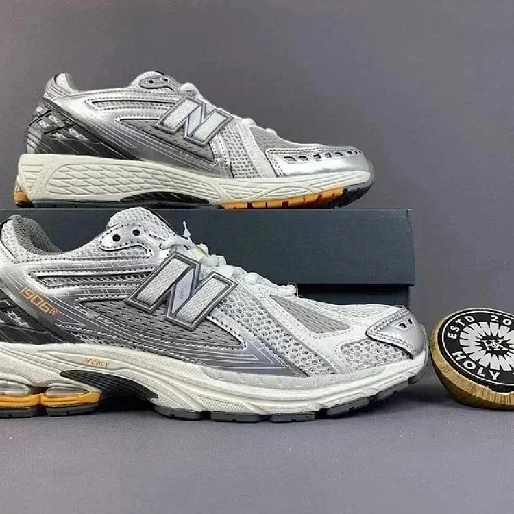 New Balance 1906
